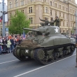 dal M 4 v pohybu